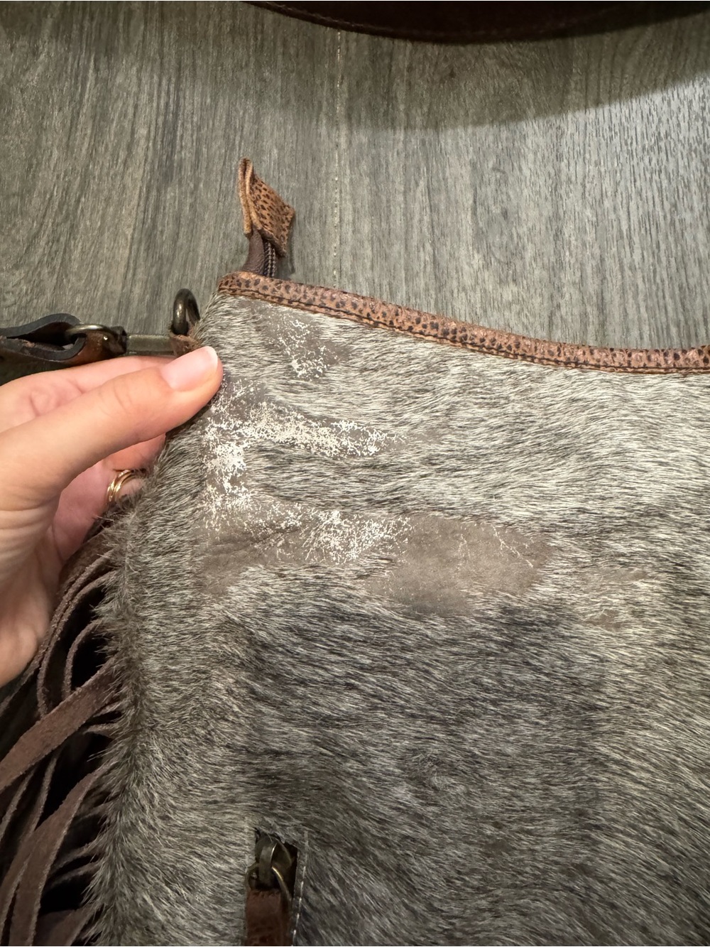 American Darling Fringe and Hide Bag - Picture 5 of 7